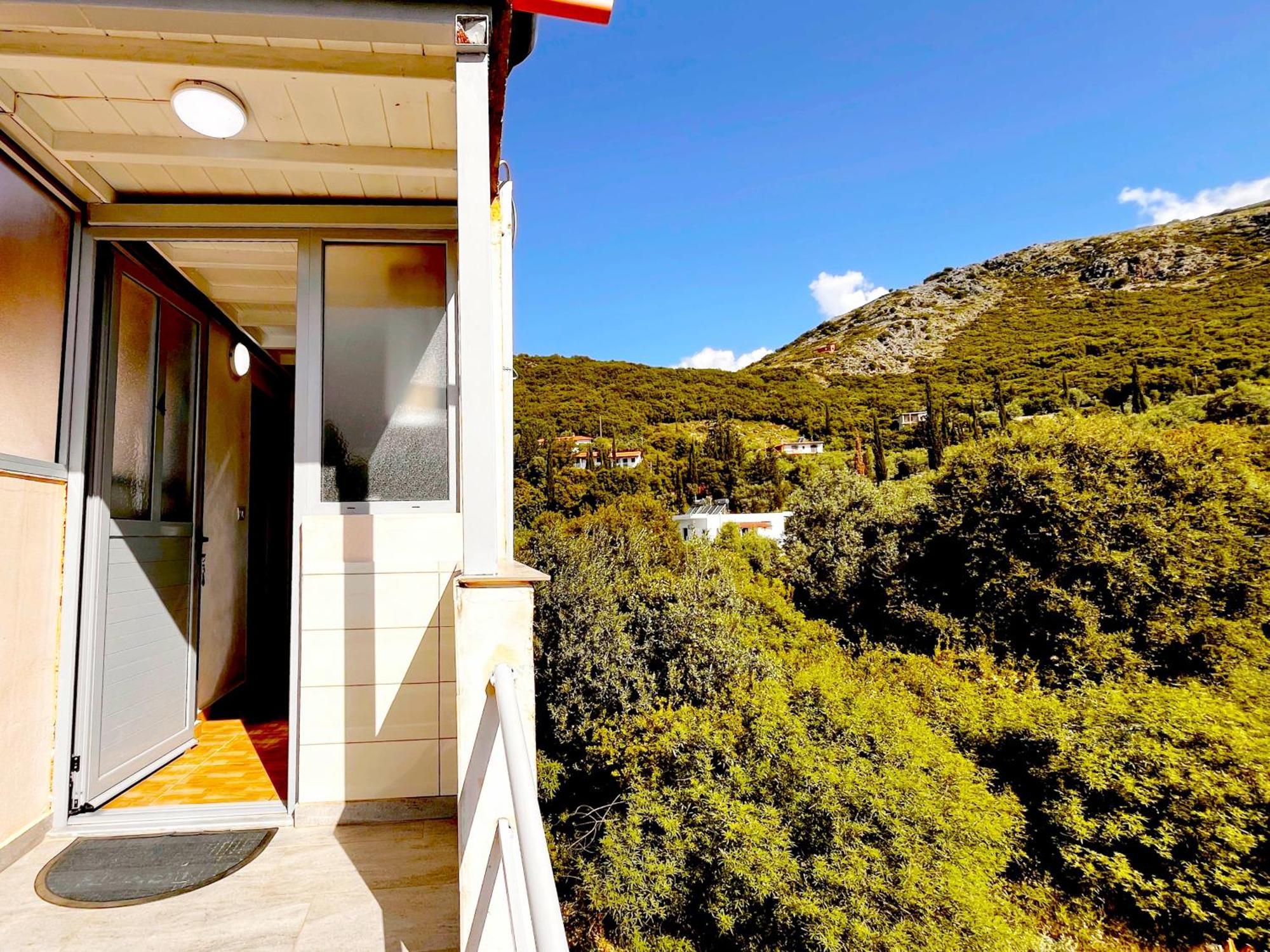 Garden Rooms Himare Luaran gambar
