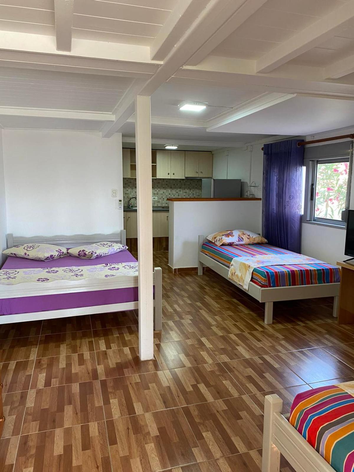 Garden Rooms Himare Luaran gambar